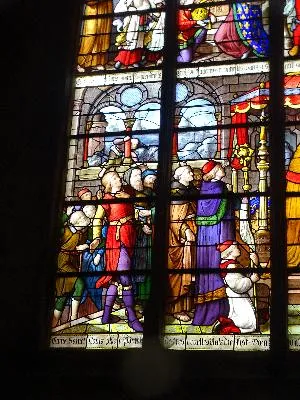 Vitrail Baie A : Le vœu de saint Louis dans la Cathédrale de Pontoise