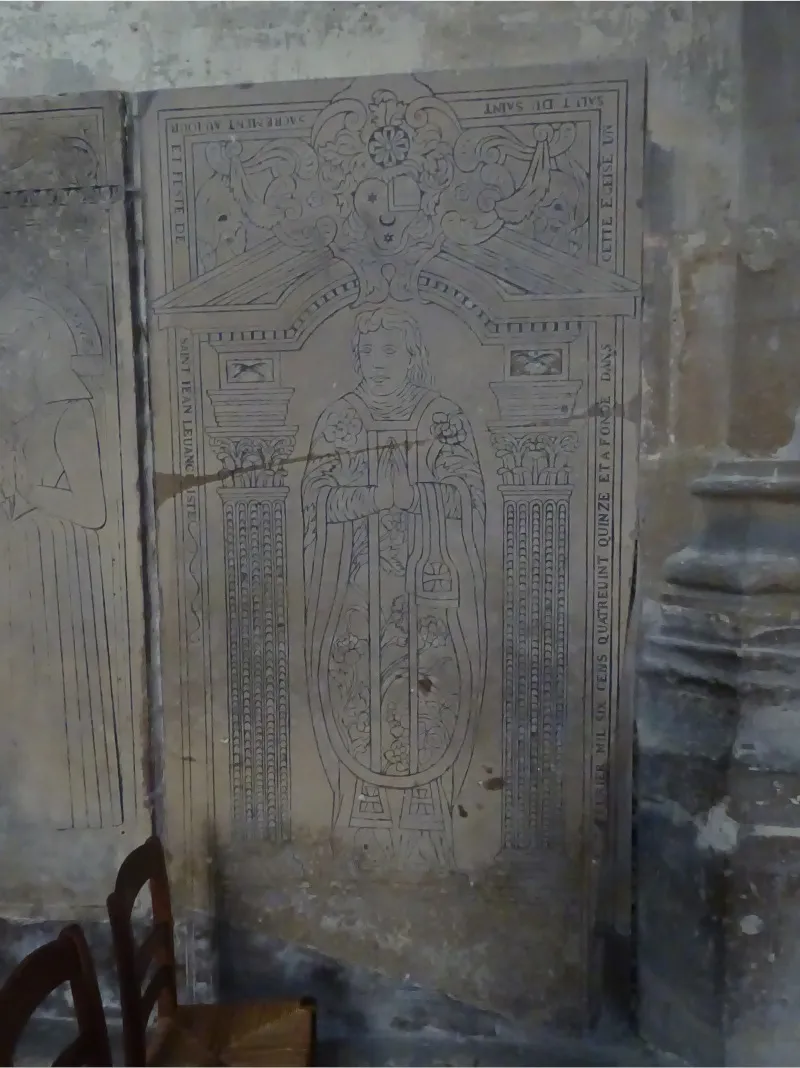 Dalle funéraire de Jean Desmons dans la Cathédrale de Pontoise