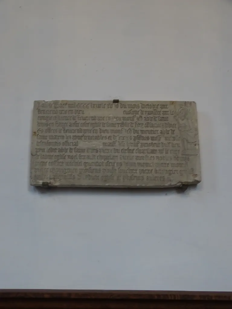 Plaque commémorative de la dédicace de l'Église Saint-Christophe de Cergy