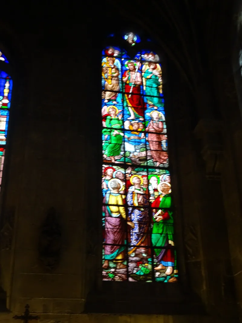 Vitrail Baie J : L'Ascension dans la Cathédrale de Pontoise